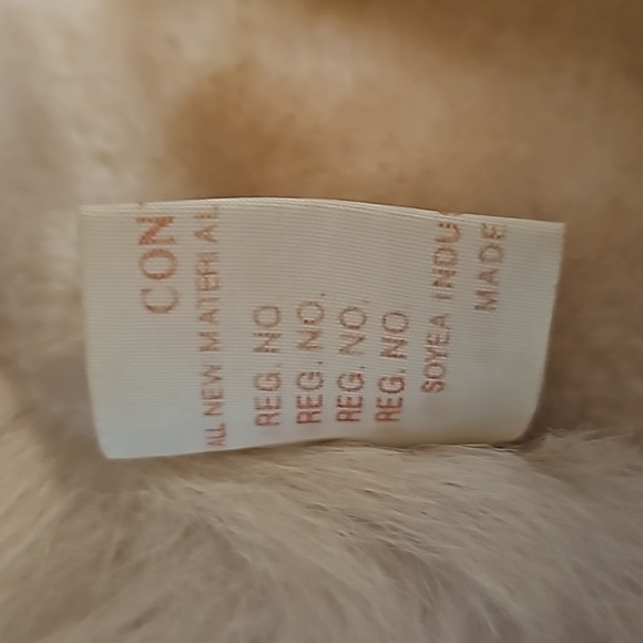 Vintage Radio Shack plush stuffed Fox RADIO AM /FM battery powered - Picture 6 of 11